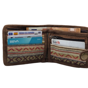 Cartera plegable hecha a mano de algodón y cuero Gheri – Monedero tejido tradicional nepalí y cartera tribal bohemia